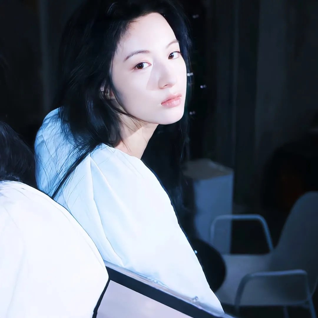 赞先生与找钱华